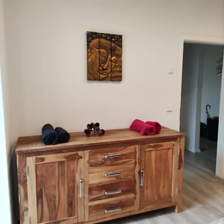 Apartment Luxurioese, Grosse Mit Parkblick Mettmann