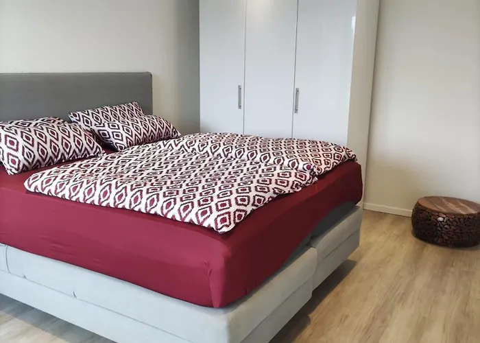 Luxurioese, Grosse Mit Parkblick Appartement